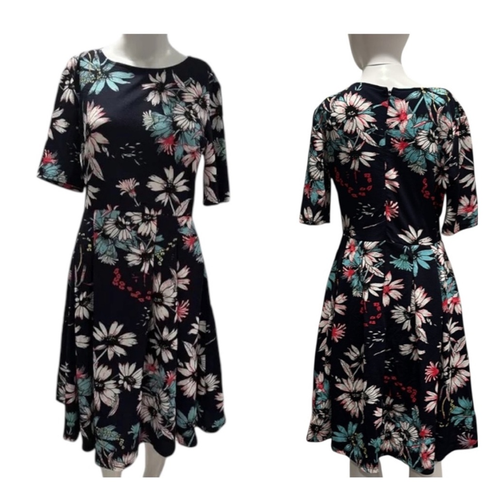 Oxiuly Woman’s Flare and fit floral dress